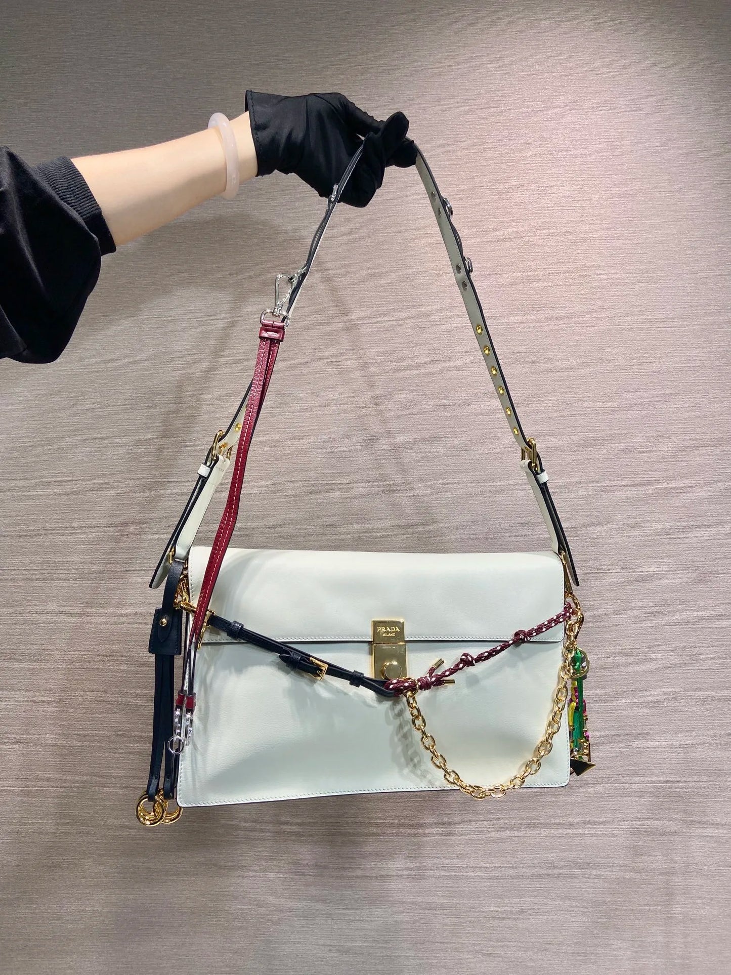 Tas P1BD378