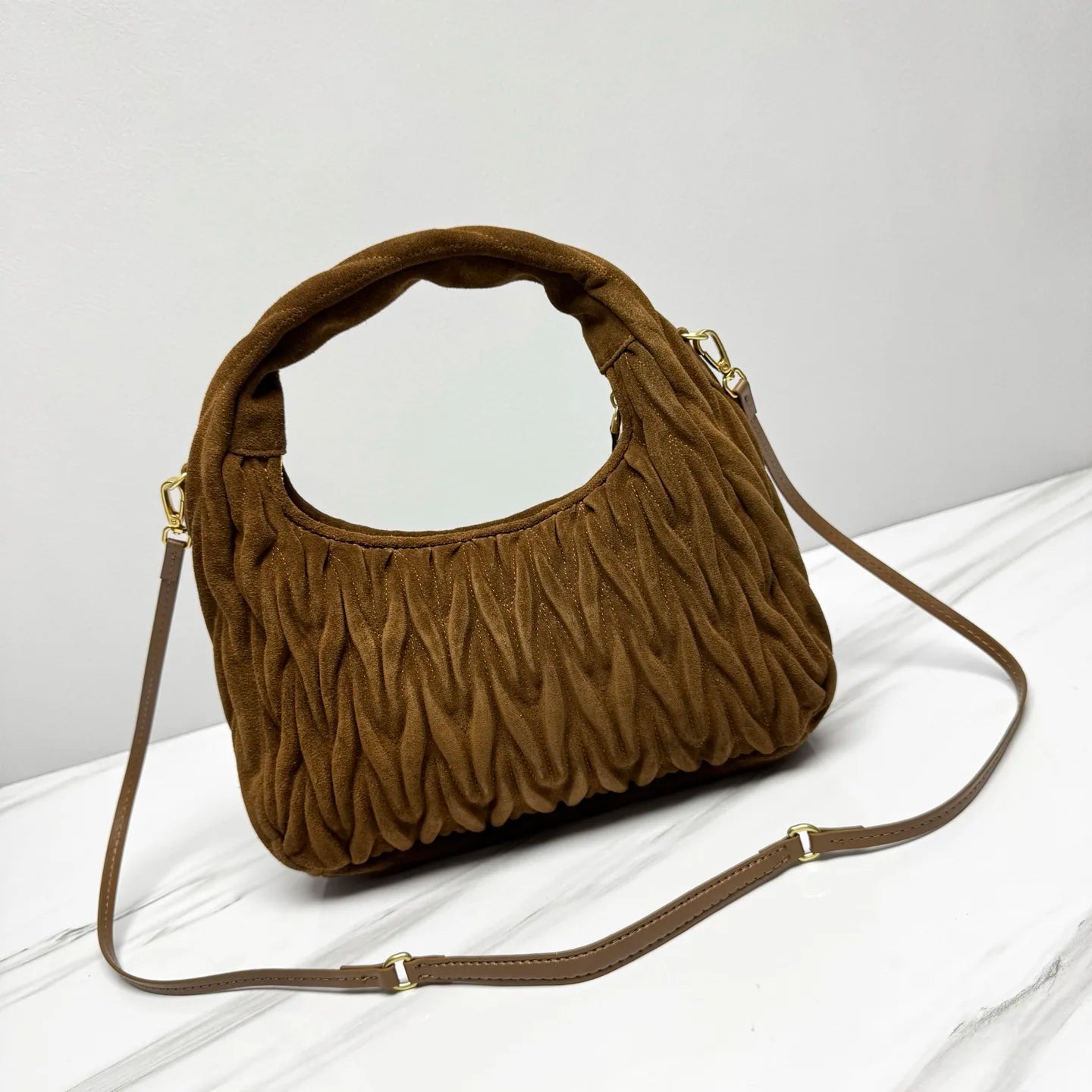 Tasche MI 556 Matelassé Wildleder Brow