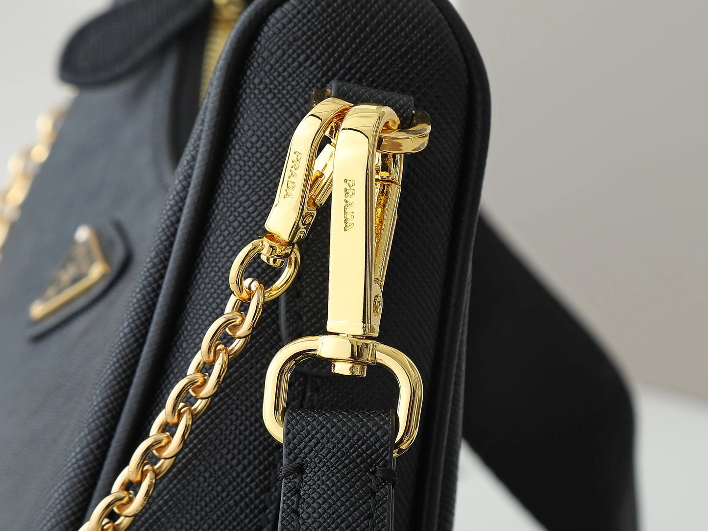 Tas P1BH204
