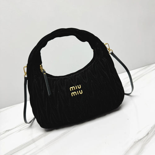 Tas MI 556 Matelassé Suede Zwart