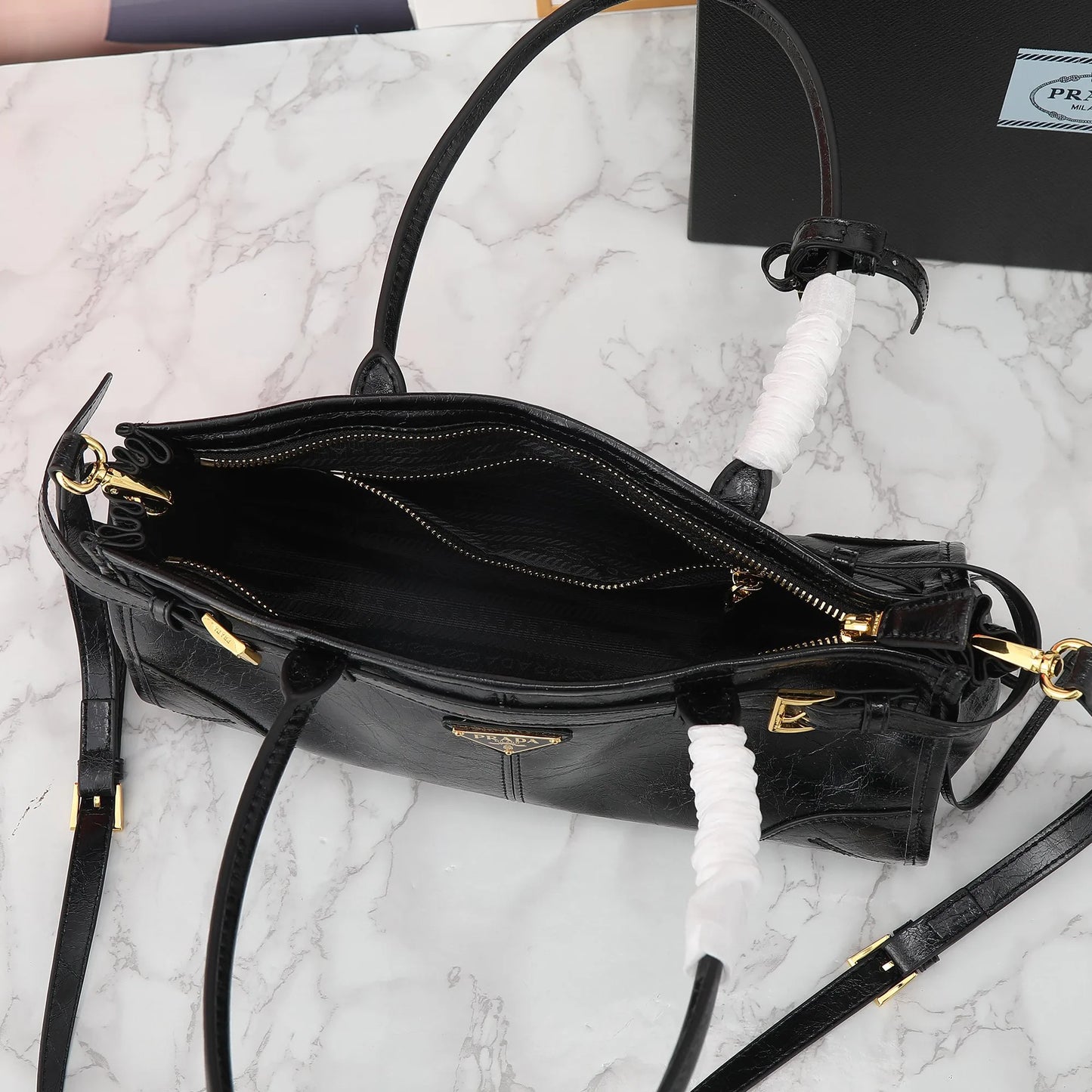 Tas P1BA426
