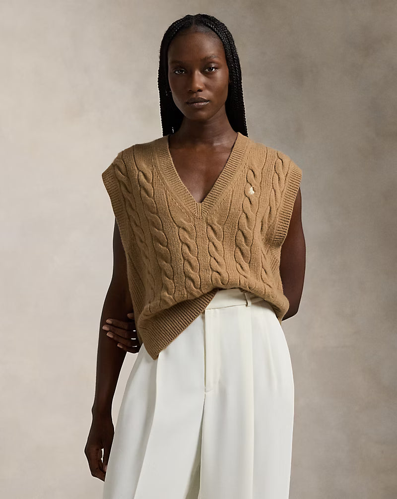 Cable-Knit Sleeveless Jumper