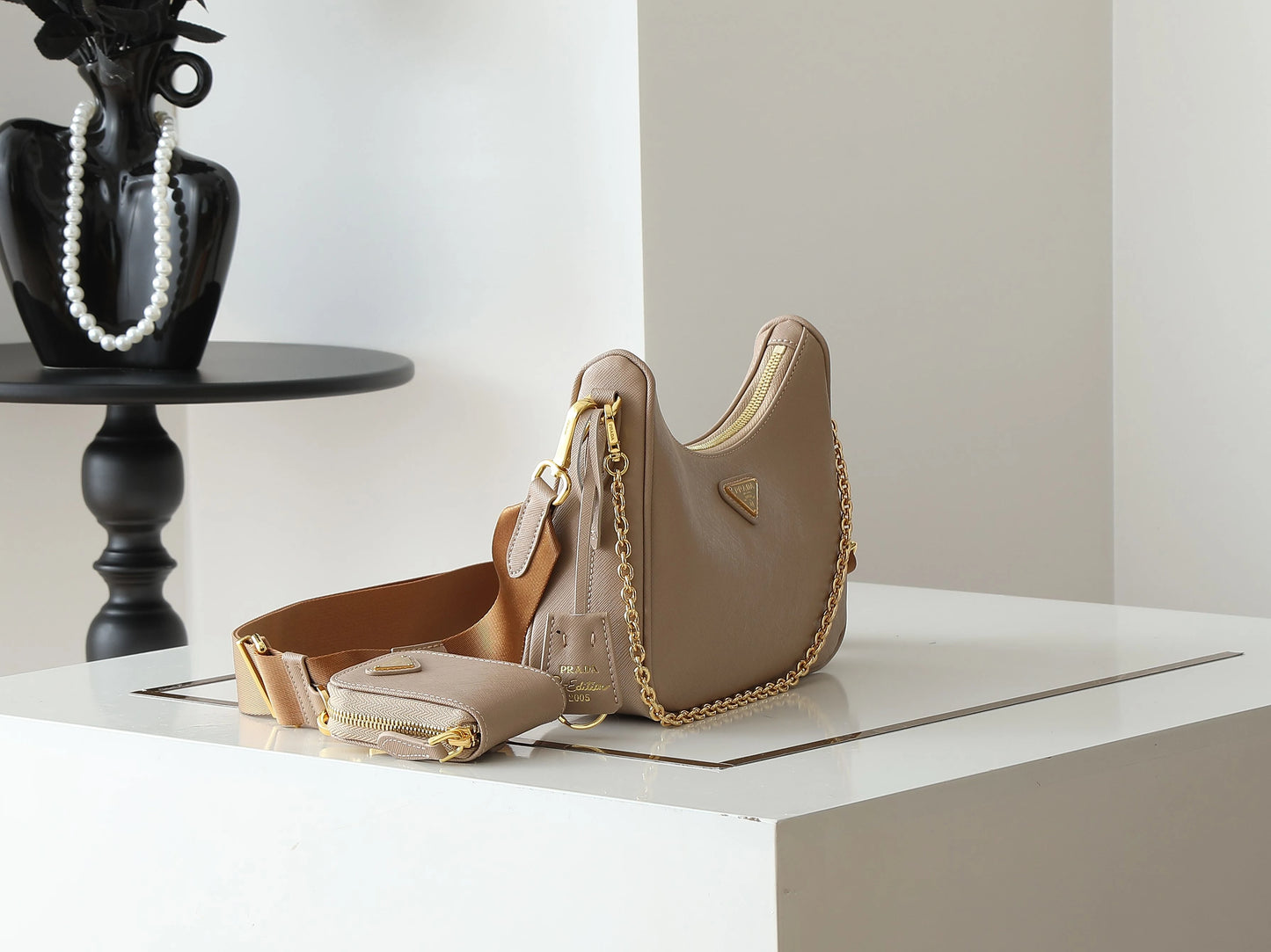 Tas P1BH204